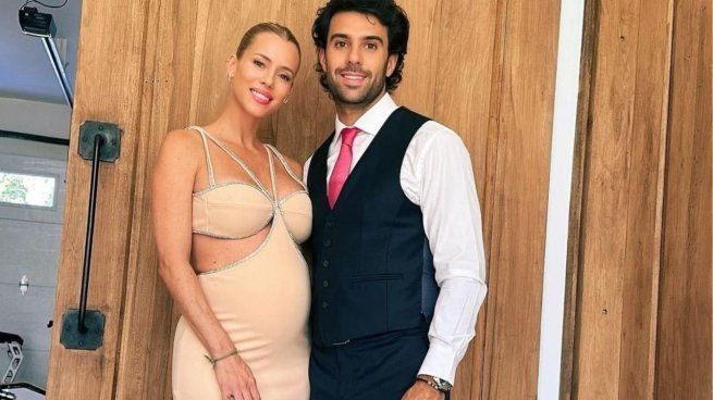 Nicole Neumann and Manuel Urcera introduced their son on Instagram