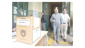 ámbito.com | Los comicios tuvieron un alto nivel de concurrencia: votó más del 75% del padrón.