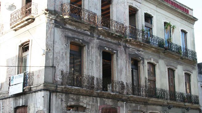 La iniciativa propone recuperar viviendas viejas y vacías.