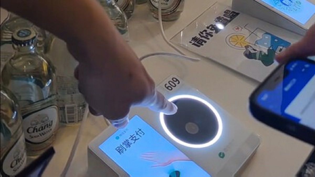 In China, the palm of the hand works as a virtual wallet