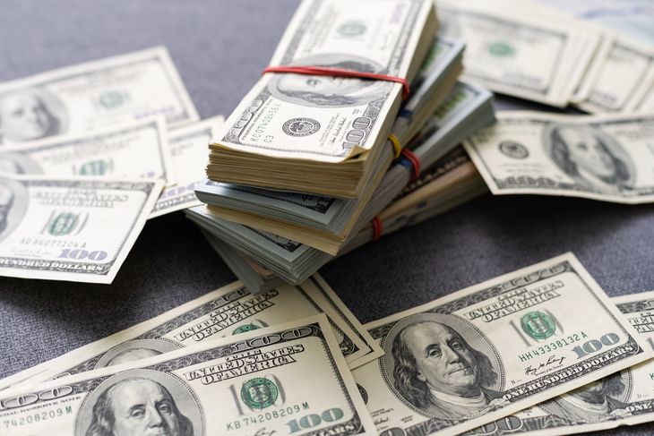 Dólar vs inflación: los últimos consejos de los gurúes para invertir