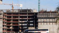 Números vinculados a la industria, la construcción y el consumo continúan en positivo aunque son menores que en julio.&nbsp;