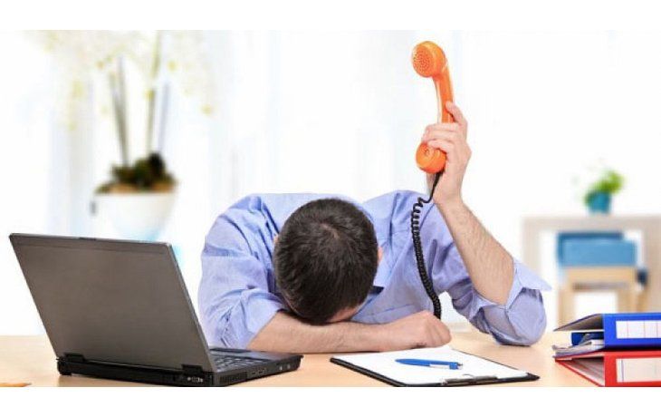 Salud mental: cómo cuidarse del estrés en el trabajo.