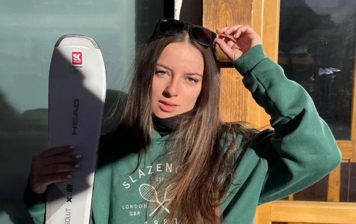 Viral en TikTok: Bostezó y se le salió la mandíbula en pleno vuelo