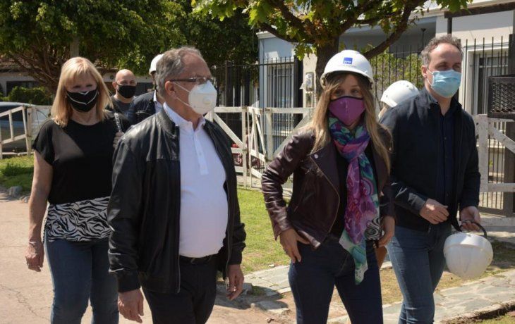 La titular de Aysa, Malena Galmarini, confirm&oacute; que con el colector cloacal se terminar&aacute; de armar las redes secundarias en esta zona de Ituzaing&oacute;
