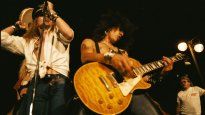 Slash y la Les Paul Hunter Burst, una copia de Gibson