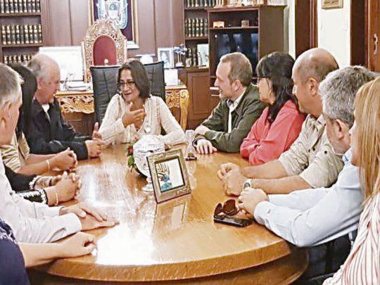 Mesa. La gobernadora de Catamarca, Lucía Corpacci, se sentó junto a los referentes de Unidad Ciudadana. El sello K se lanzó en la provincia y manifestó su apoyo a una eventual candidatura de la mandataria.