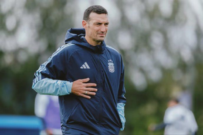 Lionel Scaloni volvió a hablar sobre su futuro. Lionel Scaloni volvió a hablar sobre su futuro.