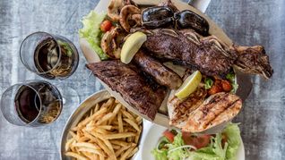 Cinco parrillas en Buenos Aires para comer asado y celebrar el Día de la Tradición
