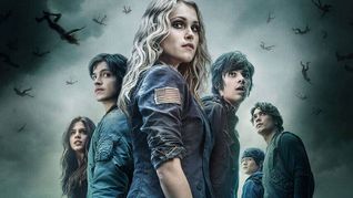 Los 100 es una de las series de Netflix que retratan la supervivencia en un escenario postapocalíptico.