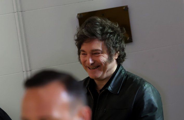 El mercado festejó la victoria de LLA, por lo que los bonos subieron fuertemente. El mercado festejó la victoria de LLA, por lo que los bonos subieron fuertemente.