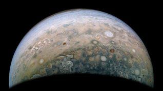 La misión de Juno ayudó a estudiar la composición y gravedad de Júpiter.