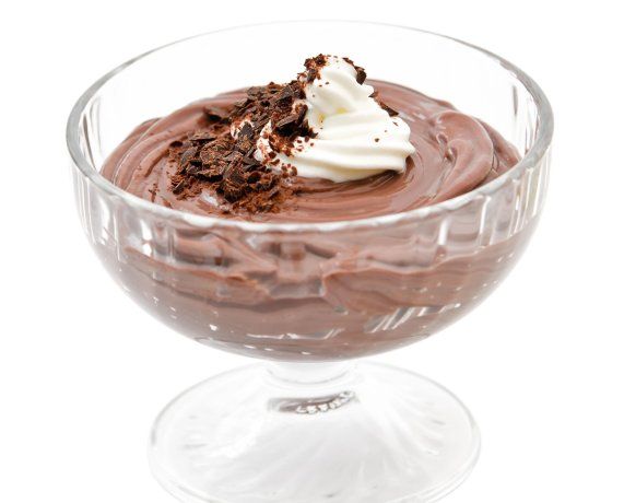 Elaboran esta cremosa preparación con chocolate semiamargo Fénix con un alto porcentaje de cacao (cercano al 60%). Elaboran esta cremosa preparación con chocolate semiamargo Fénix con un alto porcentaje de cacao (cercano al 60%).