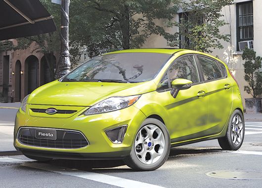 Auto global de nivel superior (foto 1)
