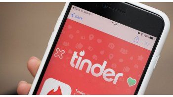 Cómo funciona el Tinder secreto para empresarios, ricos y famosos