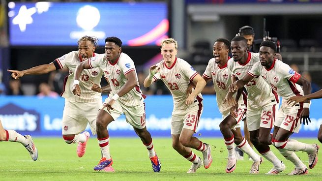 En su primera Copa América, Canadá está en semis.