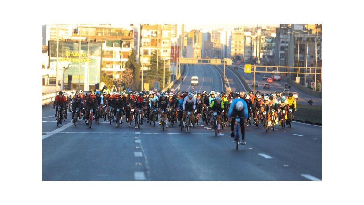 More than 4,000 cyclists will participate in the Gran Fondo Argentina: what will be the street and highway closures?