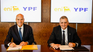 Horacio Marin, presidente y CEO de YPF, y el italiano Claudio Descalzi, CEO de Eni. Horacio Marin, presidente y CEO de YPF, y el italiano Claudio Descalzi, CEO de Eni.