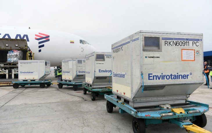 &nbsp;Arribaron otras 530.400 dosis de Astrazeneca y Argentina ya recibió casi 44 millones de vacunas.