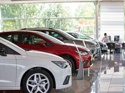 El “efecto dólar” ya hace subir el precio de los autos hasta un 8%