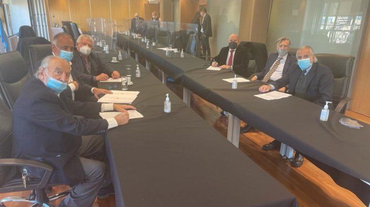 La reunión entre Comercio y los representantes empresarios mercantiles 