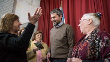 Lammens conversó con jubilados en Parque Chas.&nbsp;
