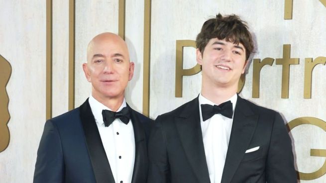 El hijo mayor de Jeff Bezos, Preston, nació en marzo del año 2000.