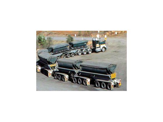 Se endurece conflicto entre transportistas y productores