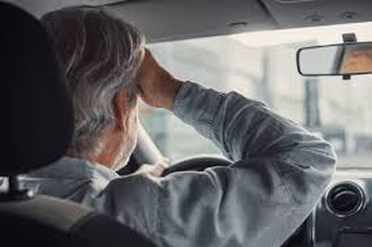One of the most outstanding data indicates that almost half of the ex -conductors (45%) abandoned driving due to suggestion or pressure from its nearby circle. One of the most outstanding data indicates that almost half of the ex -conductors (45%) abandoned driving due to suggestion or pressure from its nearby circle.