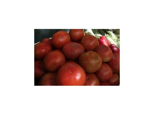 Sugieren reducir consumo de tomate por cuestiones estacionales