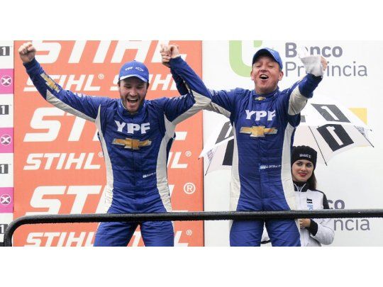 Bajo la lluvia, Canapino y Ortelli ganaron los 200 km de Buenos Aires