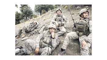 HOMENAJE AL FOTOPERIODISTA TIM HETHERINGTON