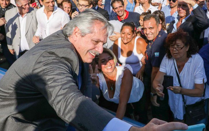 Alberto Fernández estuvo en la Universidad de Hurlingham