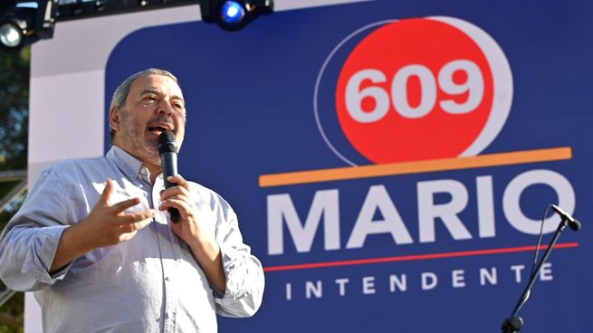 El candidato del Frente Amplio, Mario Bergara, asoma como el próximo intendente de Montevideo.