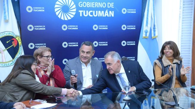 Tucumán, una de las provincias que rubricó un nuevo acuerdo paritario con los docentes.