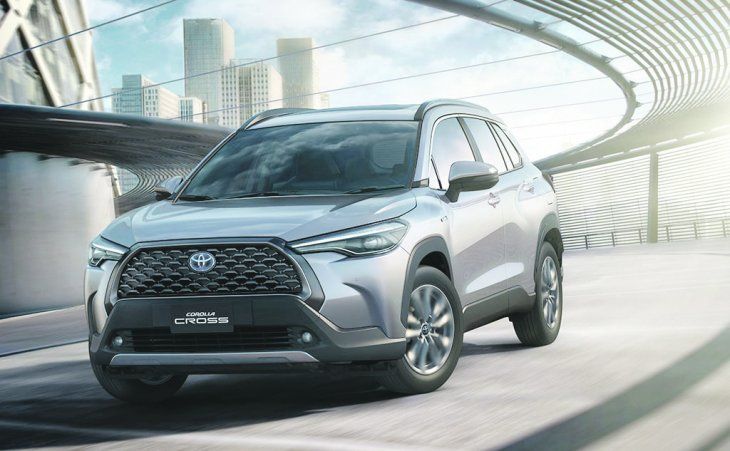 TAPA AUTOS      COROLLA - 50M de unidades (5).jpg