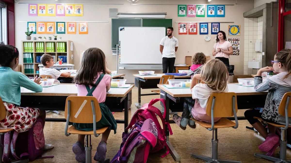 Rendimiento estudiantil se desploma mientras crece uso de IA entre adolescentes argentinos