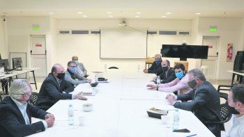 Santa Fe: acercamiento de Perotti a oposición de UCR
