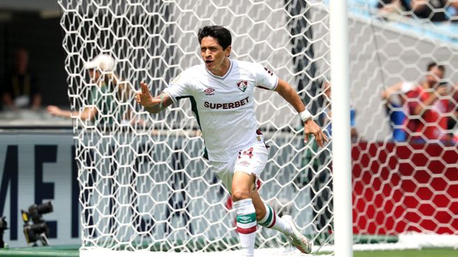 Germán Cano abrió el camino del Fluminense ante el Inter.