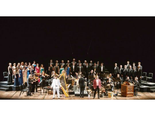 Orfeo. La Cappella Mediterranea y el Coro de Cámara de Namur, dirigidos por Leonardo García Alarcón, en este antológico “Orfeo” que presentó el Mozarteum Argentino en el Teatro Colón.