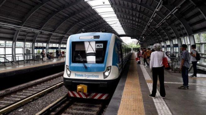 Demoras y crisis en los trenes.