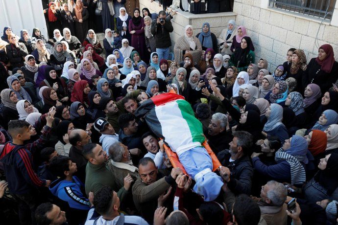El funeral de uno de los dos palestinos asesinados por soldados israel&iacute;es en Yen&iacute;n.