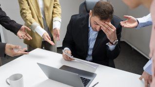 No pudo hacer frente a sus deudas de millones y tuvo que cerrar. No pudo hacer frente a sus deudas de millones y tuvo que cerrar.