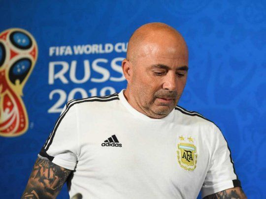 Sampaoli tenía manejos raros, recordó Agüero.