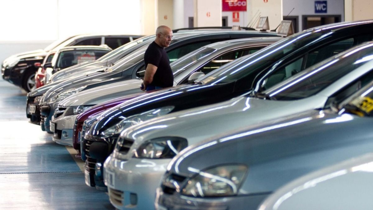 Car registrations grew 14.2% year-on-year in March