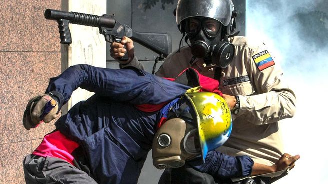 En Venezuela hay una política de Estado para silenciar, desalentar y sofocar a la oposición, según la ONU.