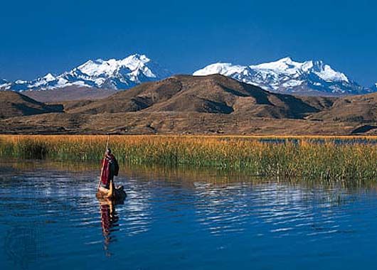 El lago Titicaca (Perú)