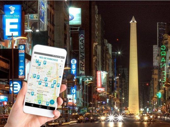 La app permite el pago fraccionado, el minuto cuesta $ 1,33.