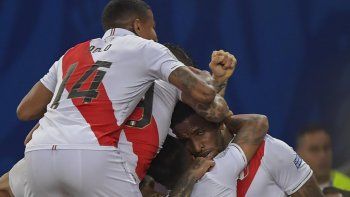 Perú ganó su primer partido de la Copa América y se acomoda en el Grupo A.
