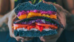Veganuary invita a que las personas prueben una alimentación a base de plantas y sin crueldad animal.